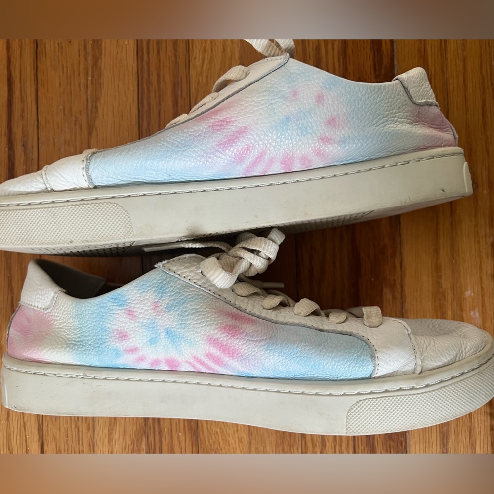 Soludos tie dye sneakers 8.5